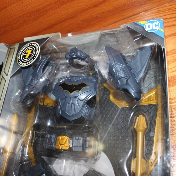 3/$55❤️12" Batman Adventures Night Sky Batman Action Figure w/ Expandable Wings - Picture 4 of 16